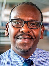 headshot of yassir abdelrazig