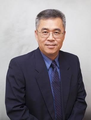 Teng Ma headshot.