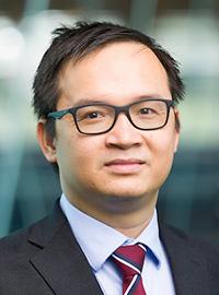 Tuy Nguyen headshot
