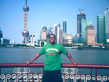 Floyd Newsum in Shanghai