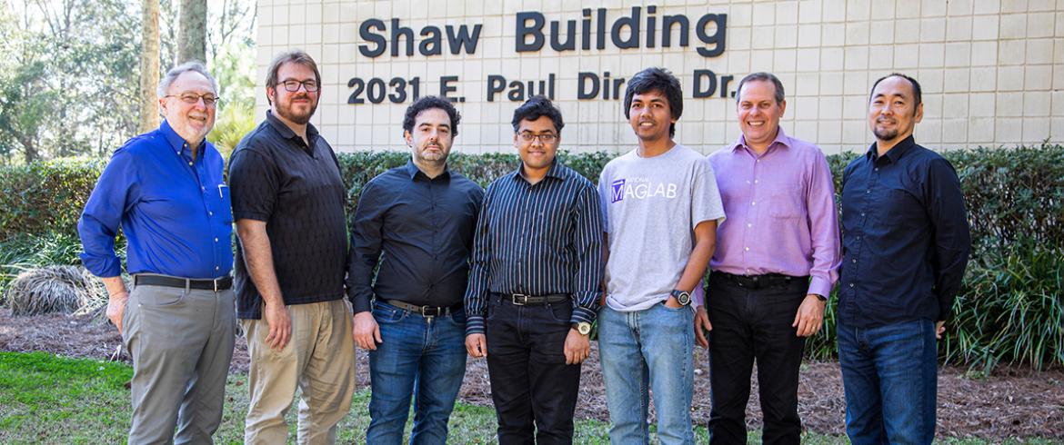 asc faculty and students in front of shaw building at famu-fsu college of engineering