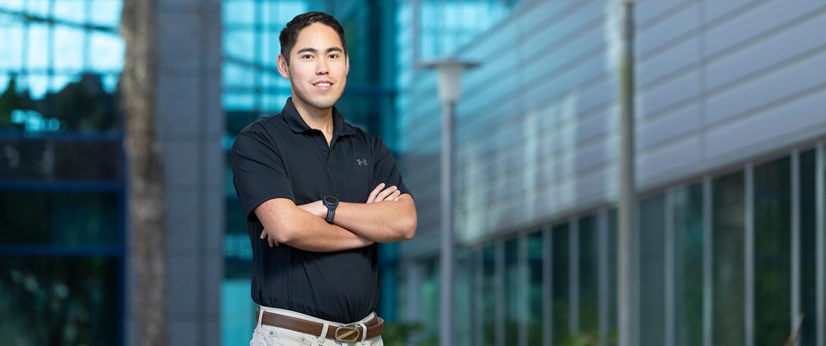 photo of engineering student jimmy lu outside famu-fsu college of engineering