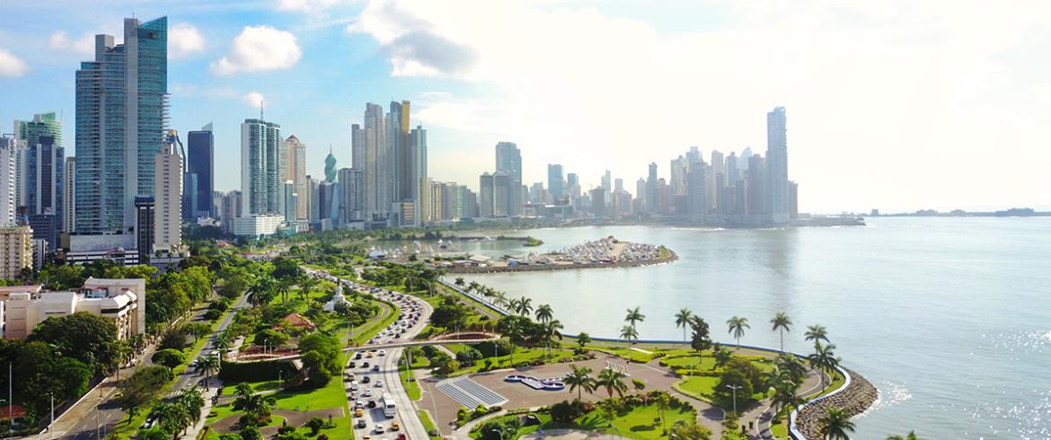 photo of panama city and shoreline