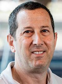 headshot of alan hanstein