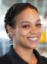 vashti tolliver headshot