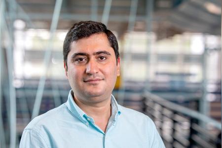 headshot of ebrahaim ahmadisharaf at the famu-fsu college of engineering